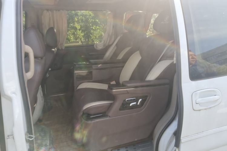 Used Buick GL8 2014 2.4L Comfort Edition Left Rear Seat
