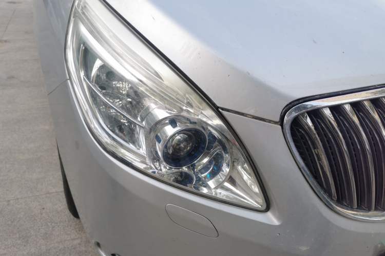 Used Buick GL8 2014 3.0L XT Luxury Business Flagship Edition Right Front Headlight