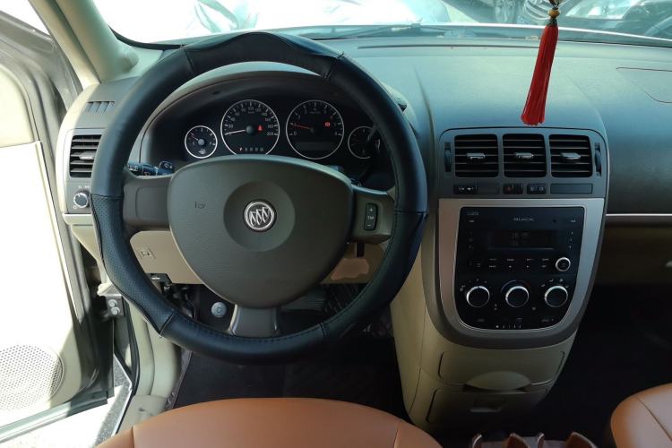 Used Buick GL8 2014 2.4L Classic Edition Steering Wheel