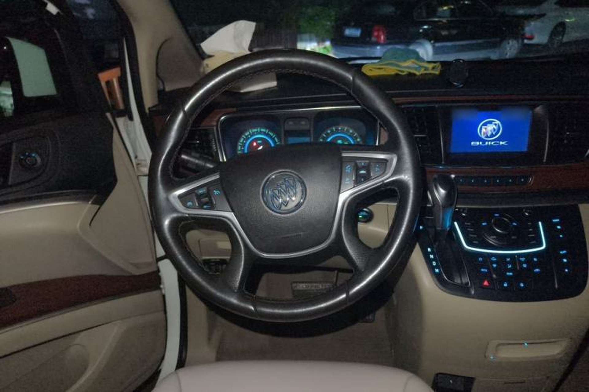 Used Buick GL8 2014 2.4L Executive Edition Steering Wheel