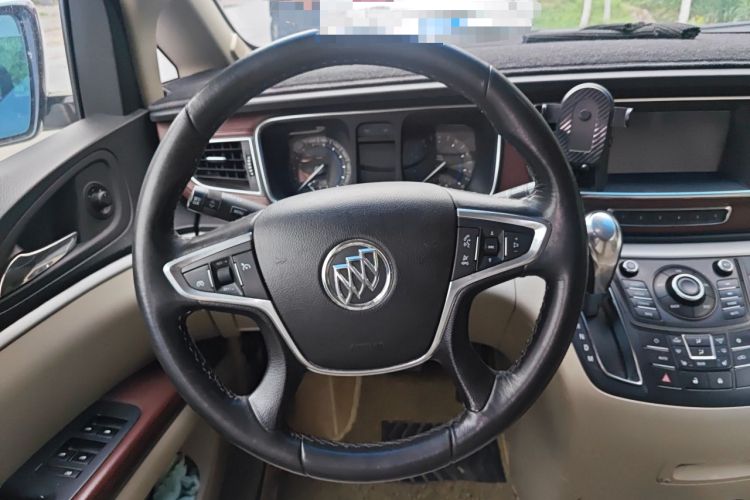 Used Buick GL8 2014 3.0L GT Luxury Business Haoya Edition Steering Wheel