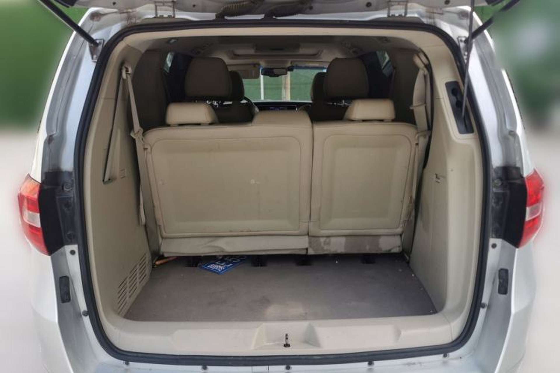 Used Buick GL8 2014 3.0L XT Luxury Business Flagship Edition Trunk