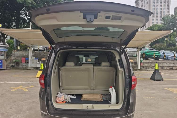 Used Buick GL8 2014 3.0L XT Luxury Business Flagship Edition Trunk