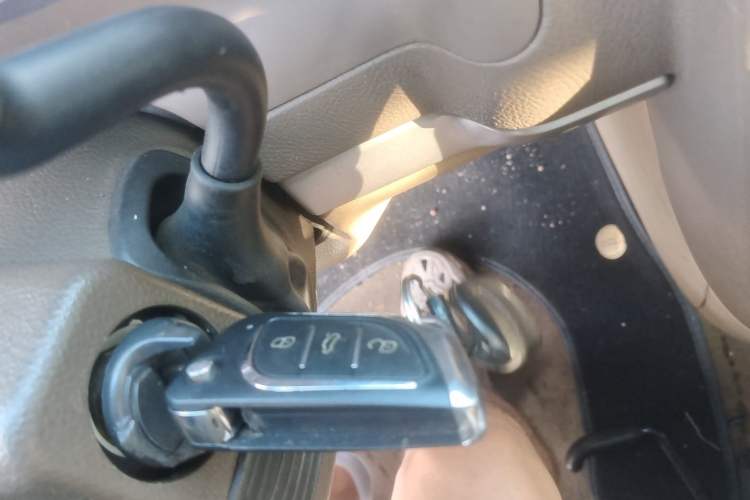 Used Buick GL8 2014 2.4L Comfort Edition Vehicle Key