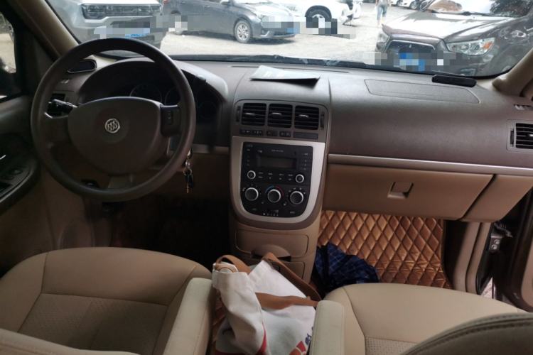 Used Buick GL8 2014 2.4L Classic Edition Center Console