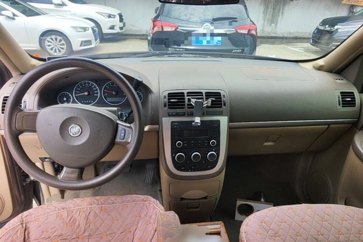 Used Buick GL8 2014 2.4L Classic Edition Center Console