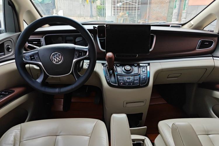 Used Buick GL8 2014 3.0L GT Luxury Business Haoya Edition Center Console