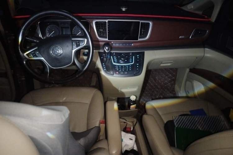 Used Buick GL8 2014 3.0L XT Luxury Business Flagship Edition Center Console