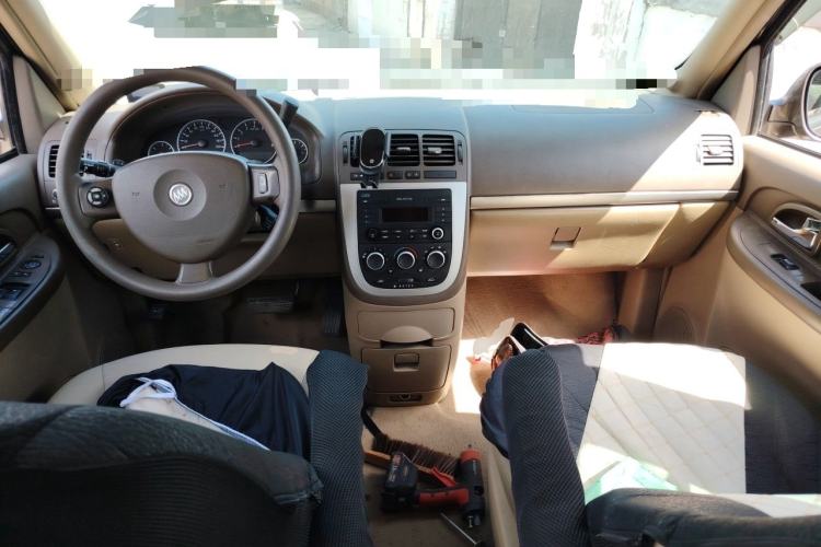 Used Buick GL8 2014 2.4L Comfort Edition Center Console
