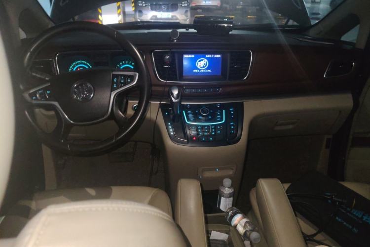 Used Buick GL8 2014 3.0L GT Luxury Business Haoya Edition Center Console