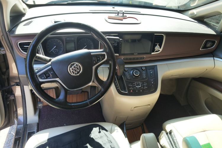 Used Buick GL8 2014 3.0L GT Luxury Business Haoya Edition Center Console