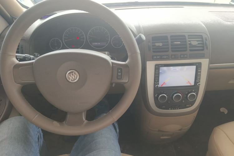 Used Buick GL8 2014 2.4L Classic Edition Center Console