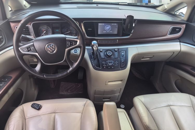 Used Buick GL8 2014 3.0L GT Luxury Business Haoya Edition Center Console