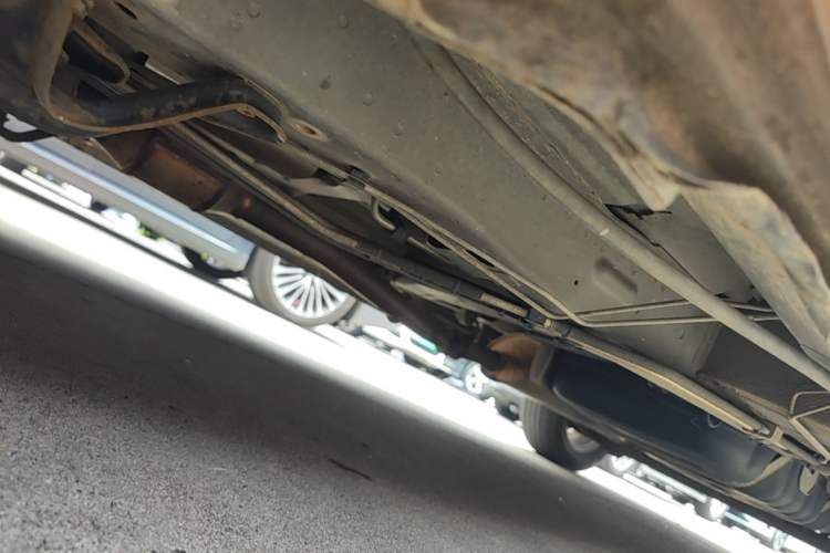 Used Buick GL8 2014 2.4L Classic Edition Chassis Front Left
