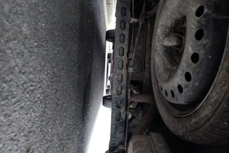 Used Buick GL8 2014 2.4L Classic Edition Chassis Rear