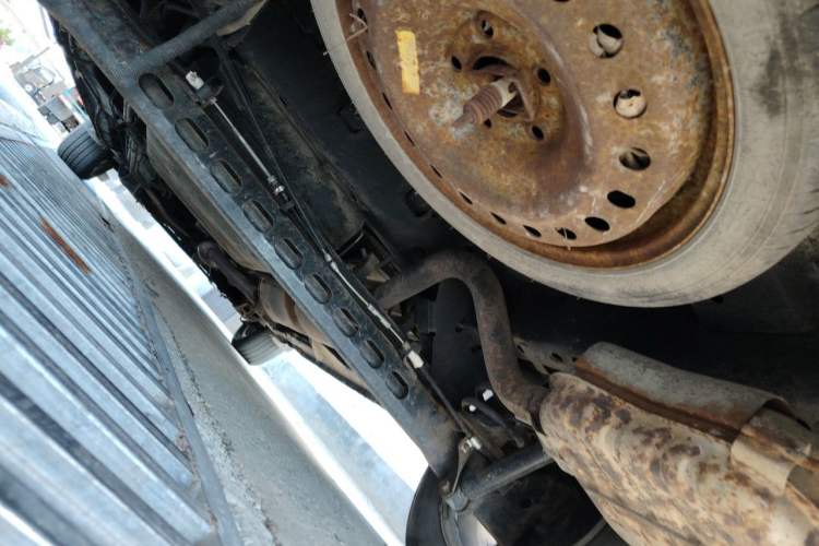 Used Buick GL8 2014 2.4L Comfort Edition Chassis Rear