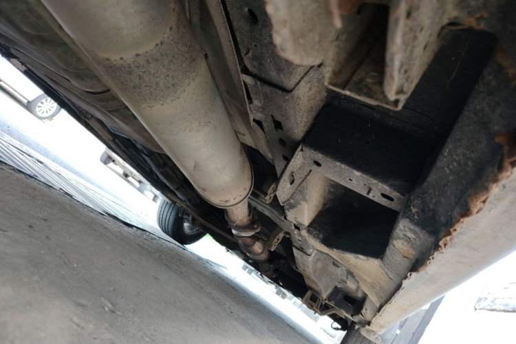 Used Buick GL8 2014 2.4L Comfort Edition Chassis Rear Right