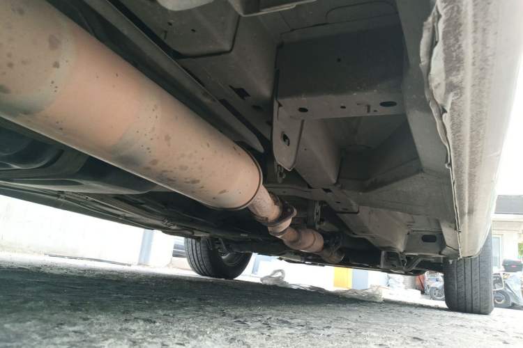 Used Buick GL8 2014 2.4L Classic Edition Chassis Rear Right