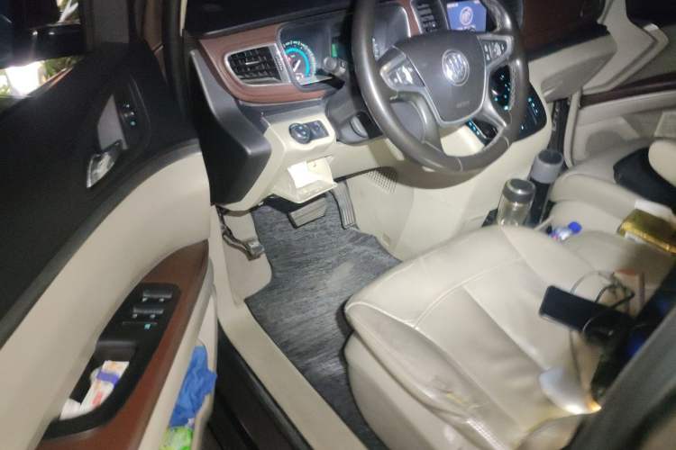 Used Buick GL8 2014 3.0L GT Luxury Business Haoya Edition Driver Seat