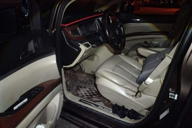 Used Buick GL8 2014 3.0L XT Luxury Business Flagship Edition Driver Seat