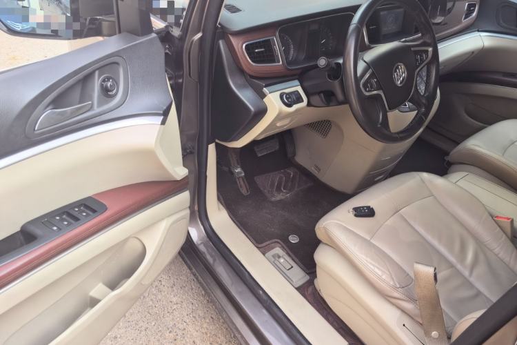 Used Buick GL8 2014 3.0L GT Luxury Business Haoya Edition Driver Seat