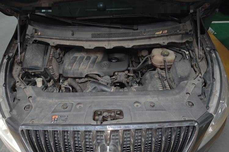 Used Buick GL8 2014 2.4L CT Luxury Business Comfort Edition Engine Bay