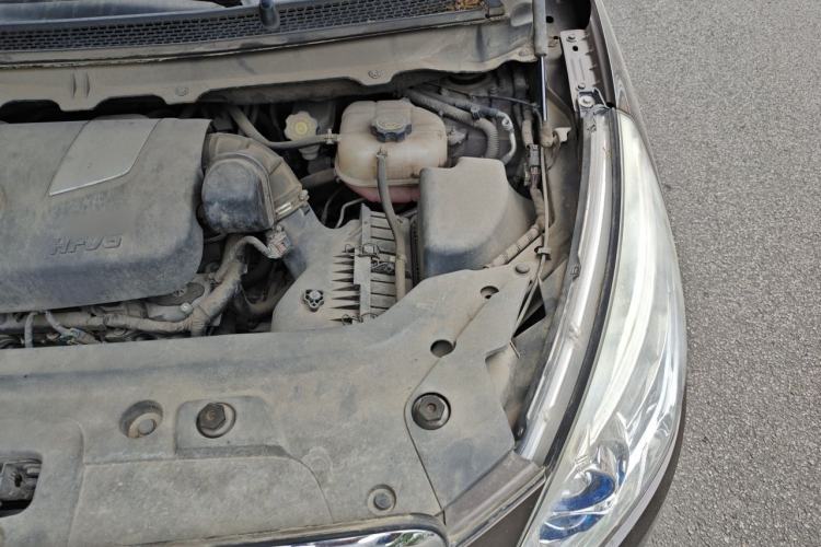 Used Buick GL8 2014 3.0L GT Luxury Business Haoya Edition Engine Bay Left