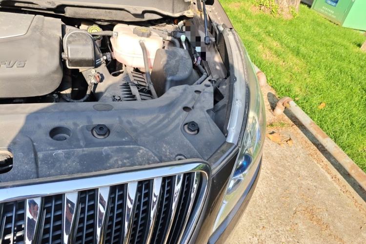 Used Buick GL8 2014 3.0L XT Luxury Business Flagship Edition Engine Bay Left