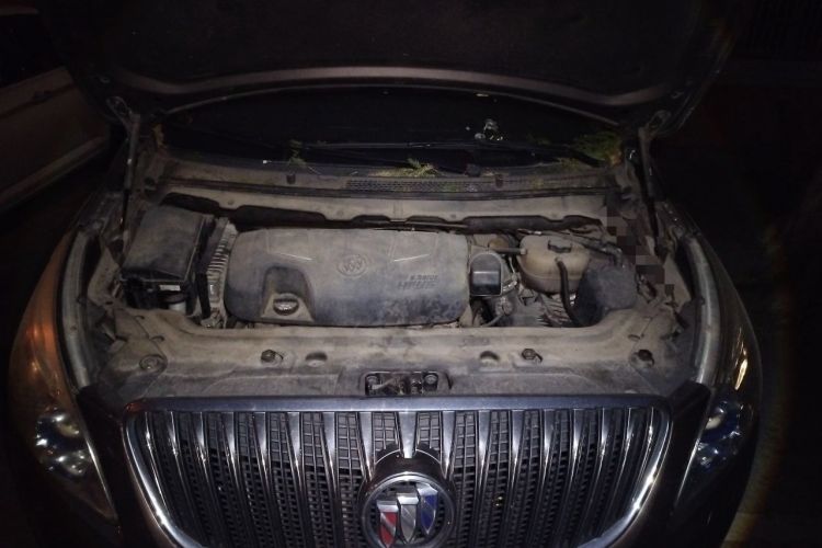 Used Buick GL8 2014 3.0L XT Luxury Business Flagship Edition Engine Bay