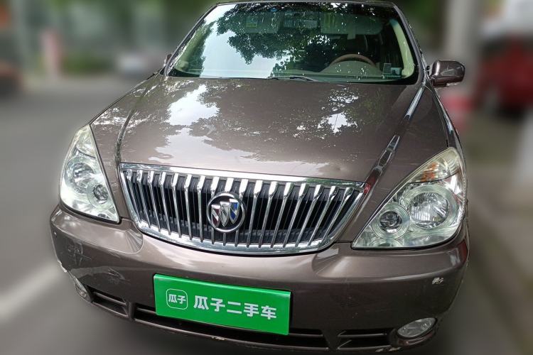Used Buick GL8 2014 2.4L Classic Edition Front