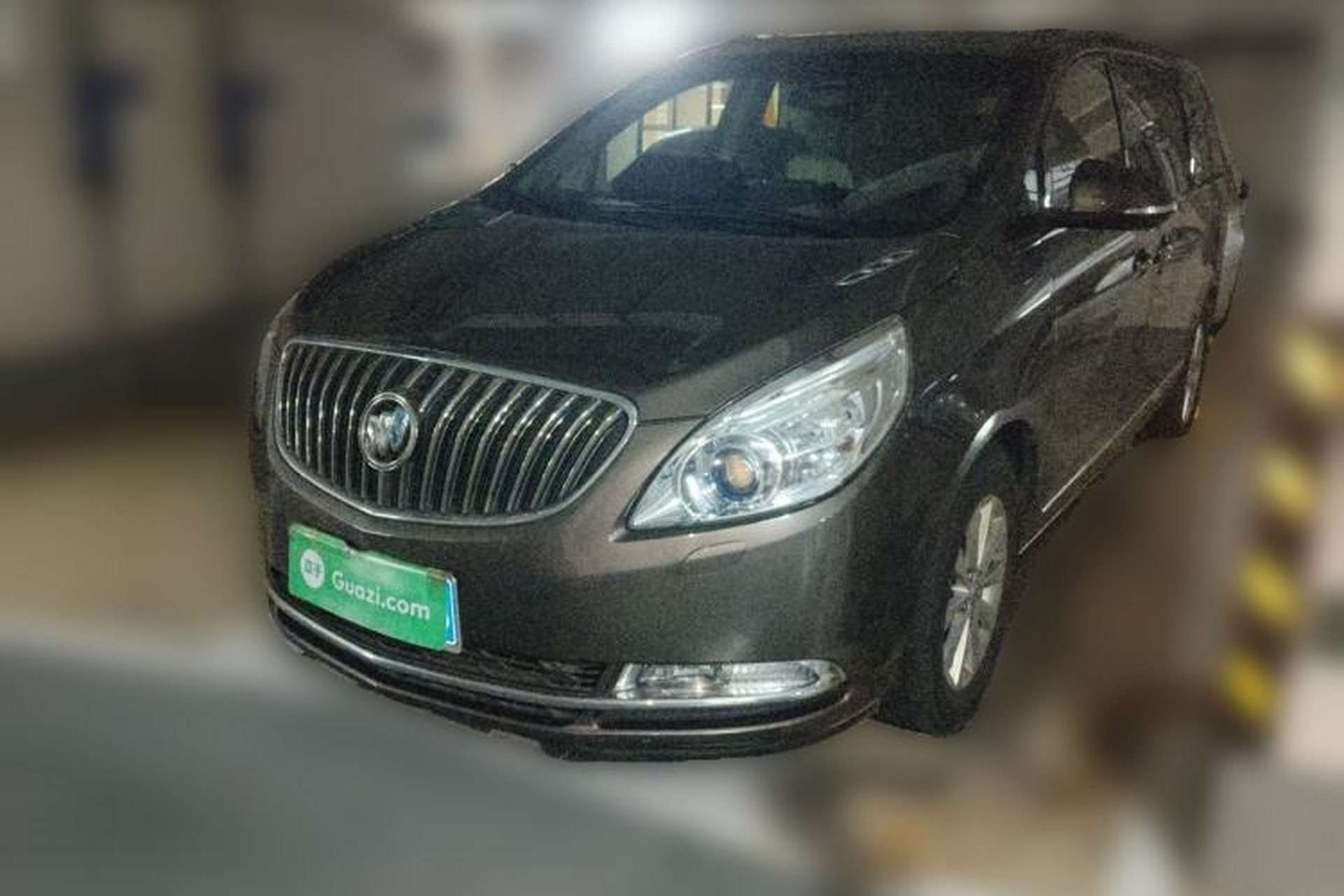 Used Buick GL8 2014 2.4L LT Luxury Business Executive Edition Front Left 45 Deg