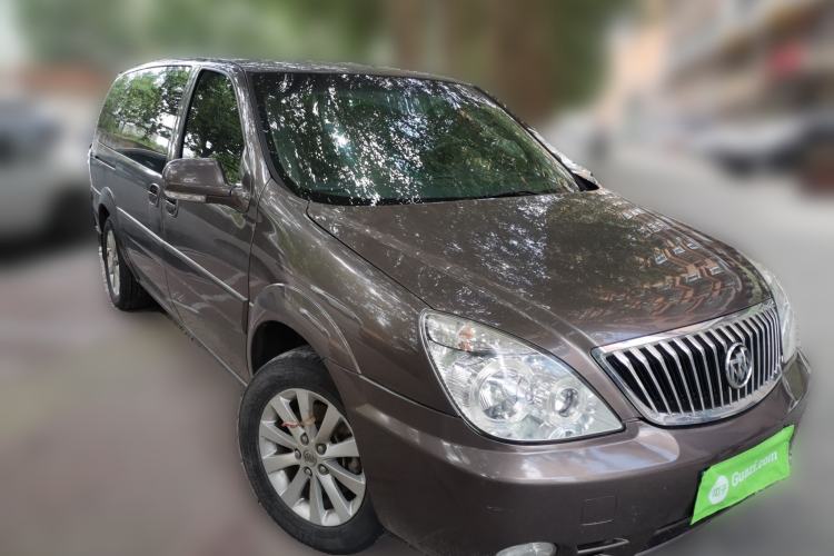 Used Buick GL8 2014 2.4L Classic Edition Front Right 45 Deg