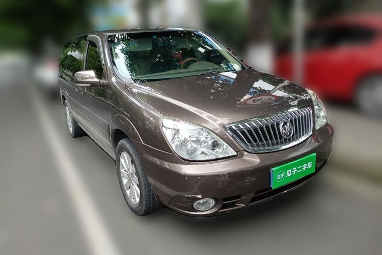 Used Buick GL8 2014 2.4L Classic Edition Front Right 45 Deg
