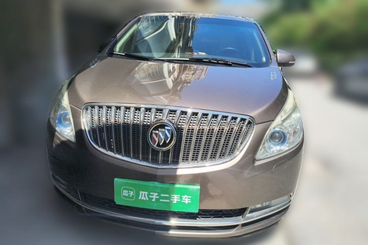 Used Buick GL8 2014 3.0L GT Luxury Business Haoya Edition Front
