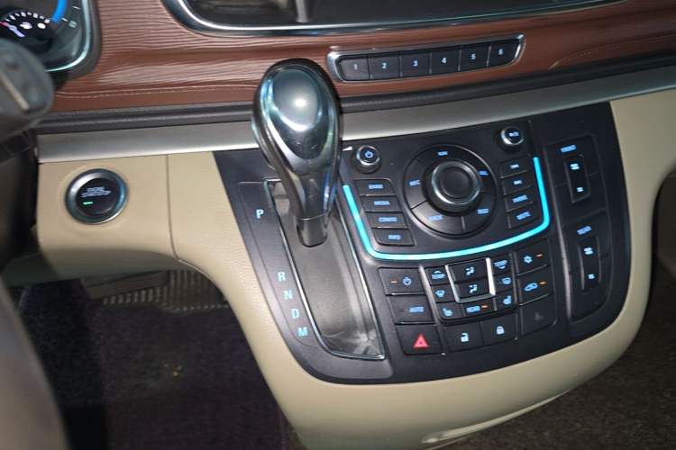 Used Buick GL8 2014 3.0L GT Luxury Business Haoya Edition Gear Lever