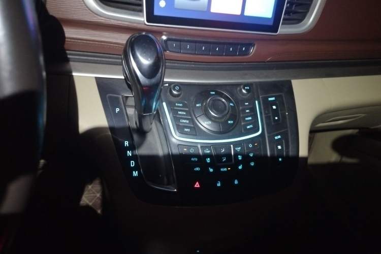Used Buick GL8 2014 3.0L XT Luxury Business Flagship Edition Gear Lever