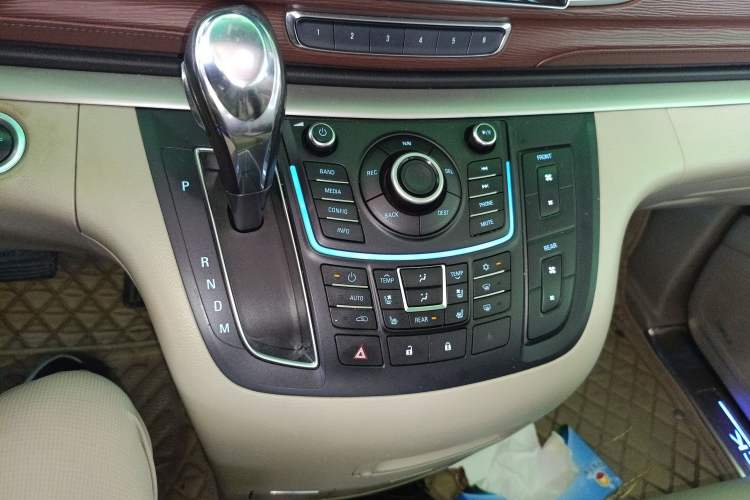 Used Buick GL8 2014 3.0L XT Luxury Business Flagship Edition Gear Lever