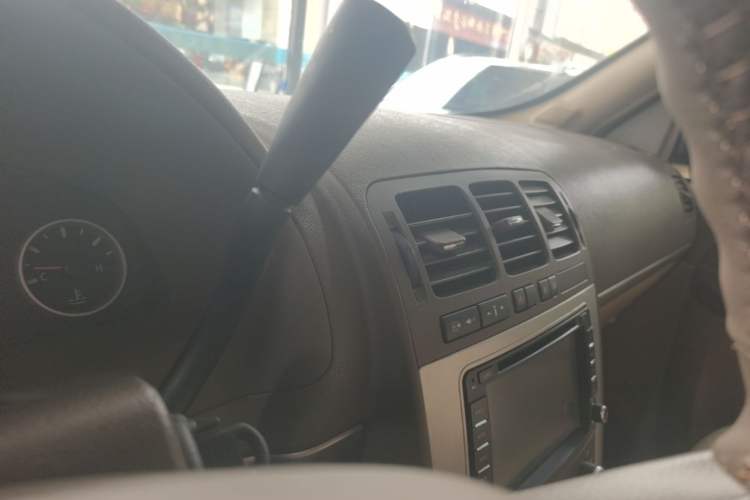 Used Buick GL8 2014 2.4L Classic Edition Gear Lever