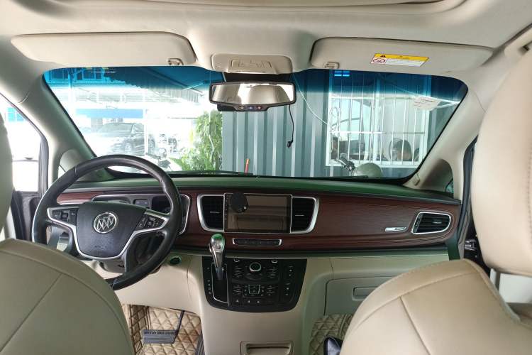Used Buick GL8 2014 3.0L XT Luxury Business Flagship Edition Headliner