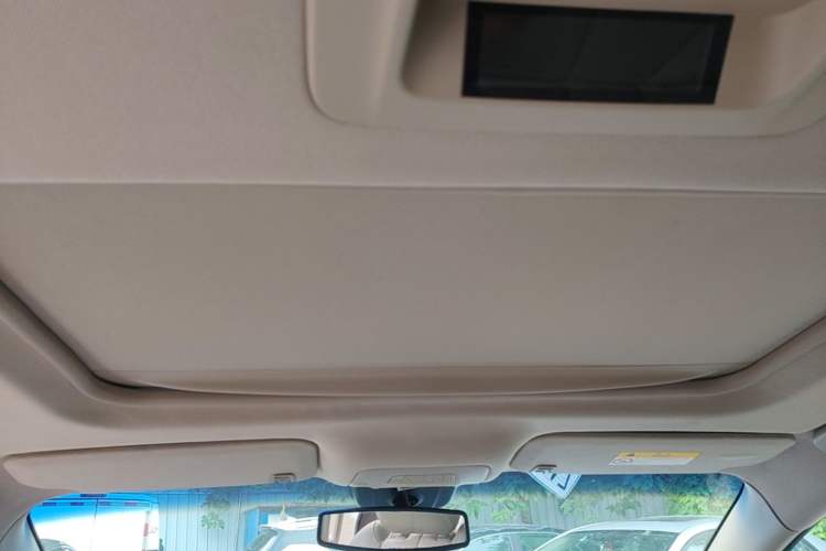 Used Buick GL8 2014 3.0L GT Luxury Business Haoya Edition Headliner