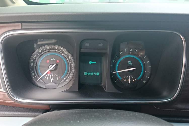 Used Buick GL8 2014 2.4L CT Luxury Business Comfort Edition Instrument Cluster
