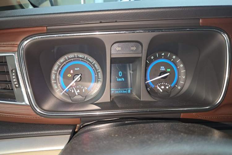 Used Buick GL8 2014 3.0L GT Luxury Business Haoya Edition Instrument Cluster