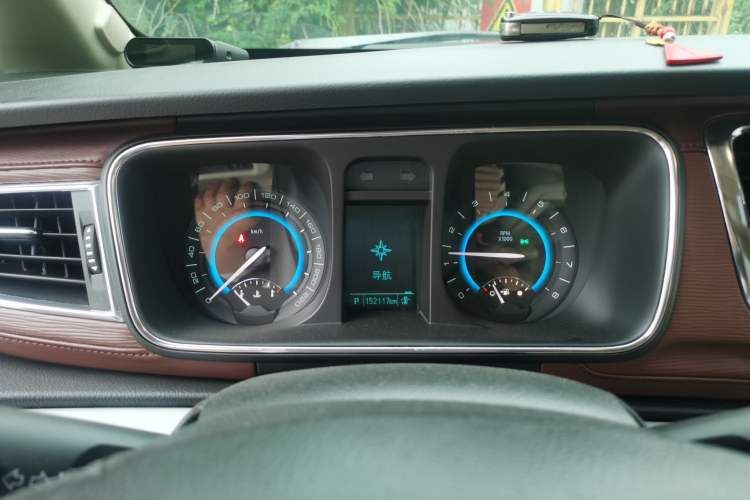 Used Buick GL8 2014 3.0L GT Luxury Business Haoya Edition Instrument Cluster