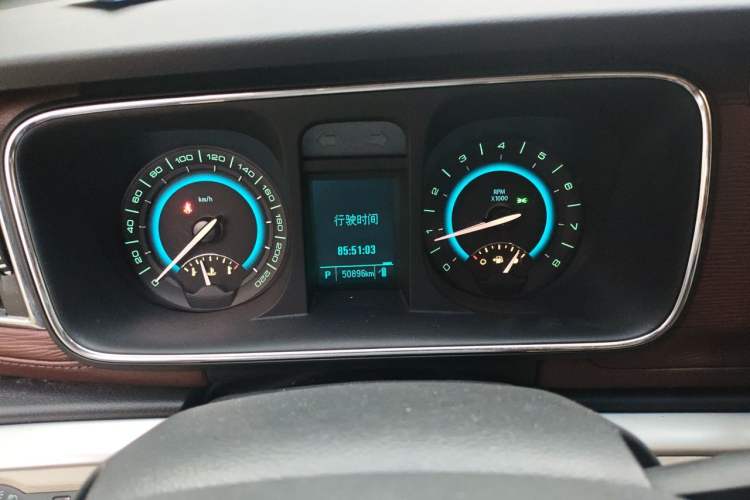 Used Buick GL8 2014 2.4L CT Luxury Business Comfort Edition Instrument Cluster