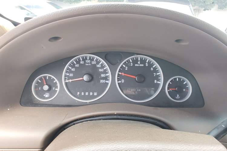 Used Buick GL8 2014 2.4L Classic Edition Instrument Cluster