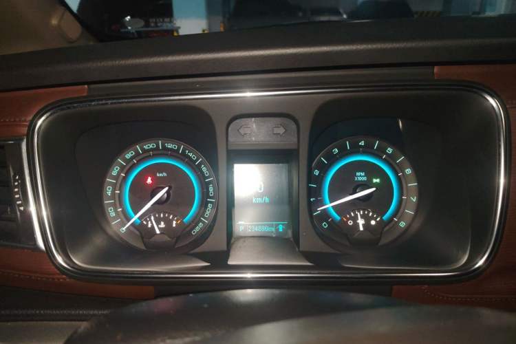 Used Buick GL8 2014 3.0L GT Luxury Business Haoya Edition Instrument Cluster