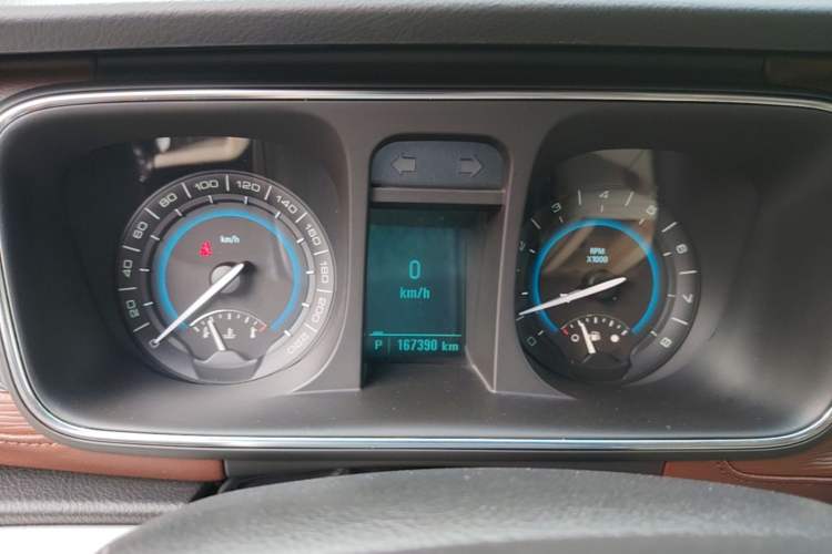 Used Buick GL8 2014 3.0L GT Luxury Business Haoya Edition Instrument Cluster