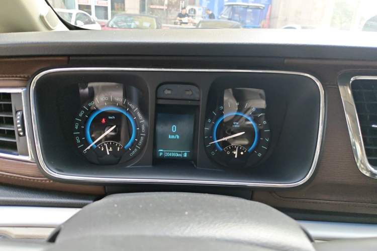 Used Buick GL8 2014 3.0L GT Luxury Business Haoya Edition Instrument Cluster