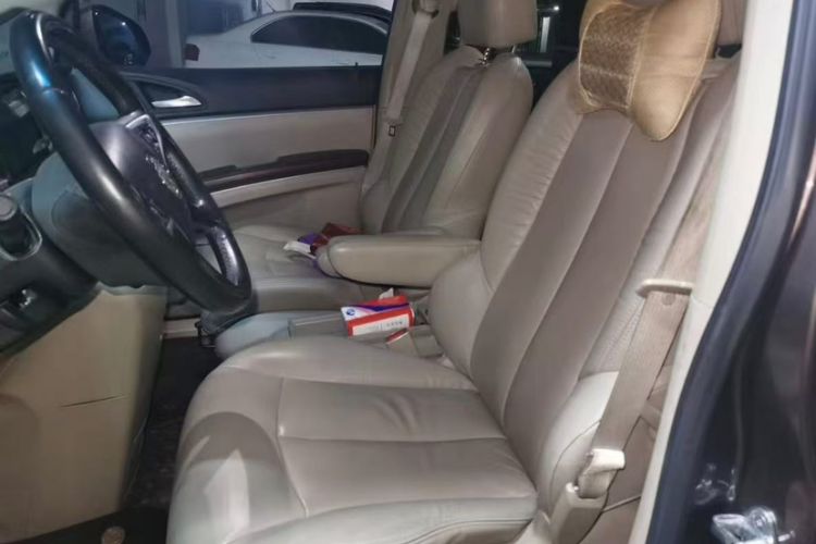 Used Buick GL8 2014 3.0L GT Luxury Business Haoya Edition Interior 2