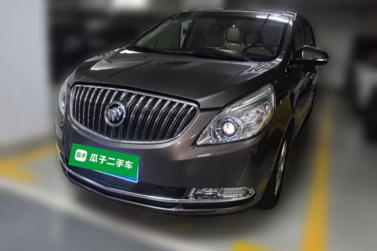 Ojetý Buick GL8 2014 3.0L XT Luxury Business Flagship Edition Guazi used car, China used car export, Used car for sale, Used cars, Cheapest cars for sale